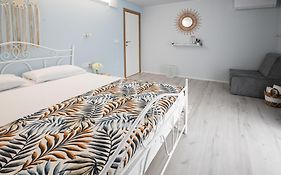 Guest House Rhea / Къща За Гости Рея